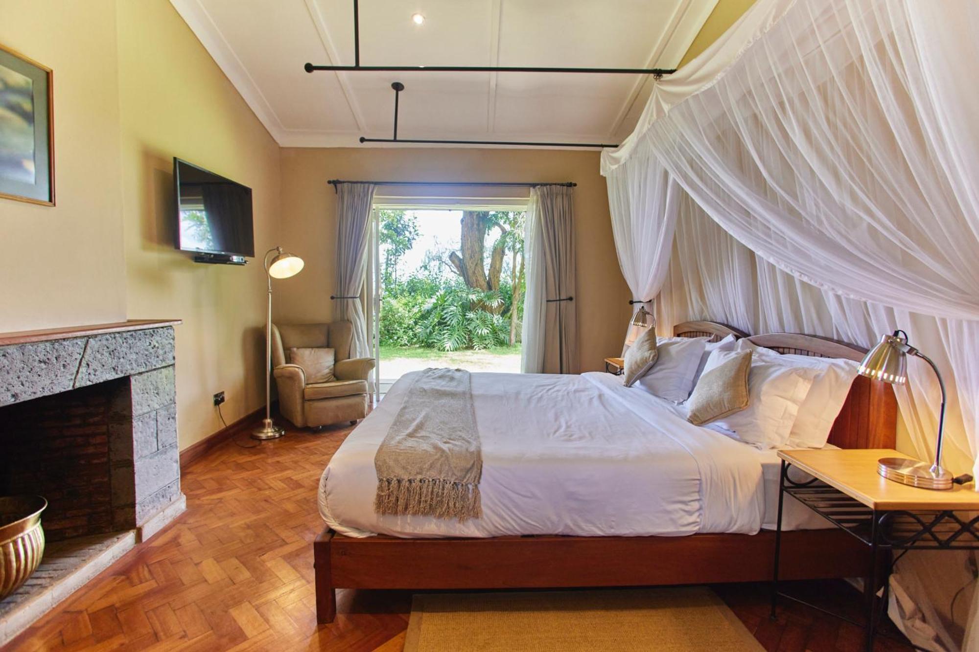 Aero Club Of East Africa Hotel Nairobi Exterior photo